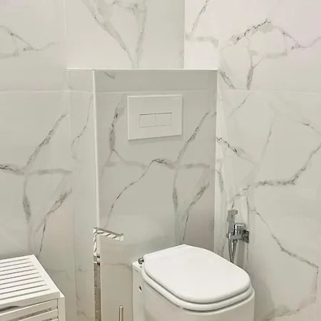 Anche Solo Pomeriggio- Chiamare! Apartment *
